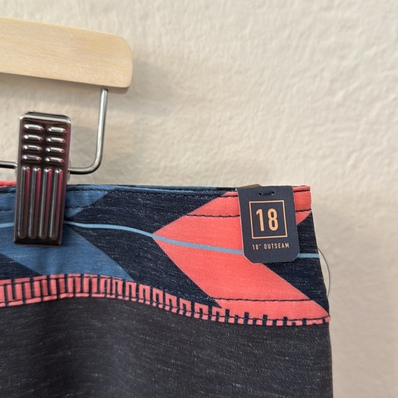 NWT$66 Roark Passage 18" Mens Board Short Obscura Aztec Tribal Print Hemp Sz 40 - Picture 5 of 12